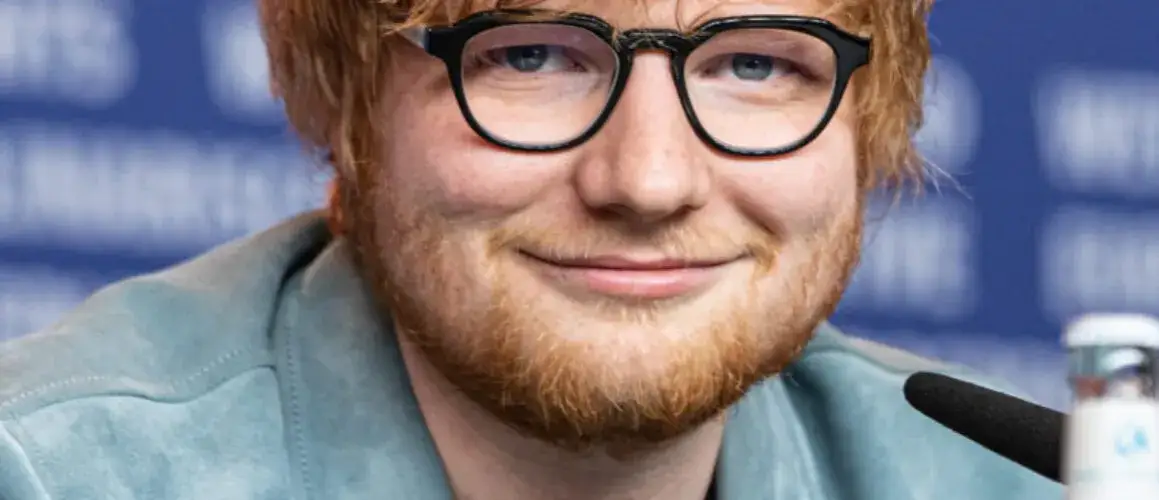Ed Sheeran skąd pochodzi? Odkryj jego niezwykłe korzenie i wpływy