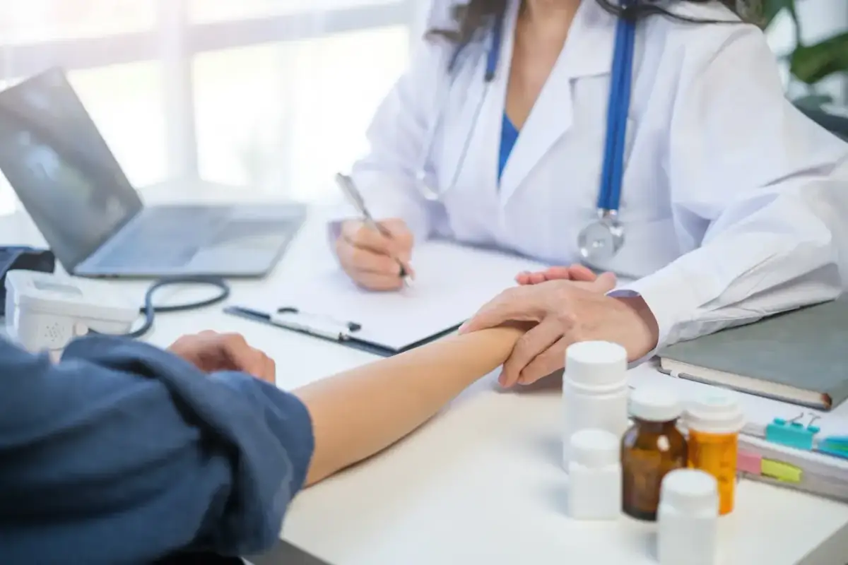 Jak długo jest ważne skierowanie do poradni specjalistycznej? Sprawdź!