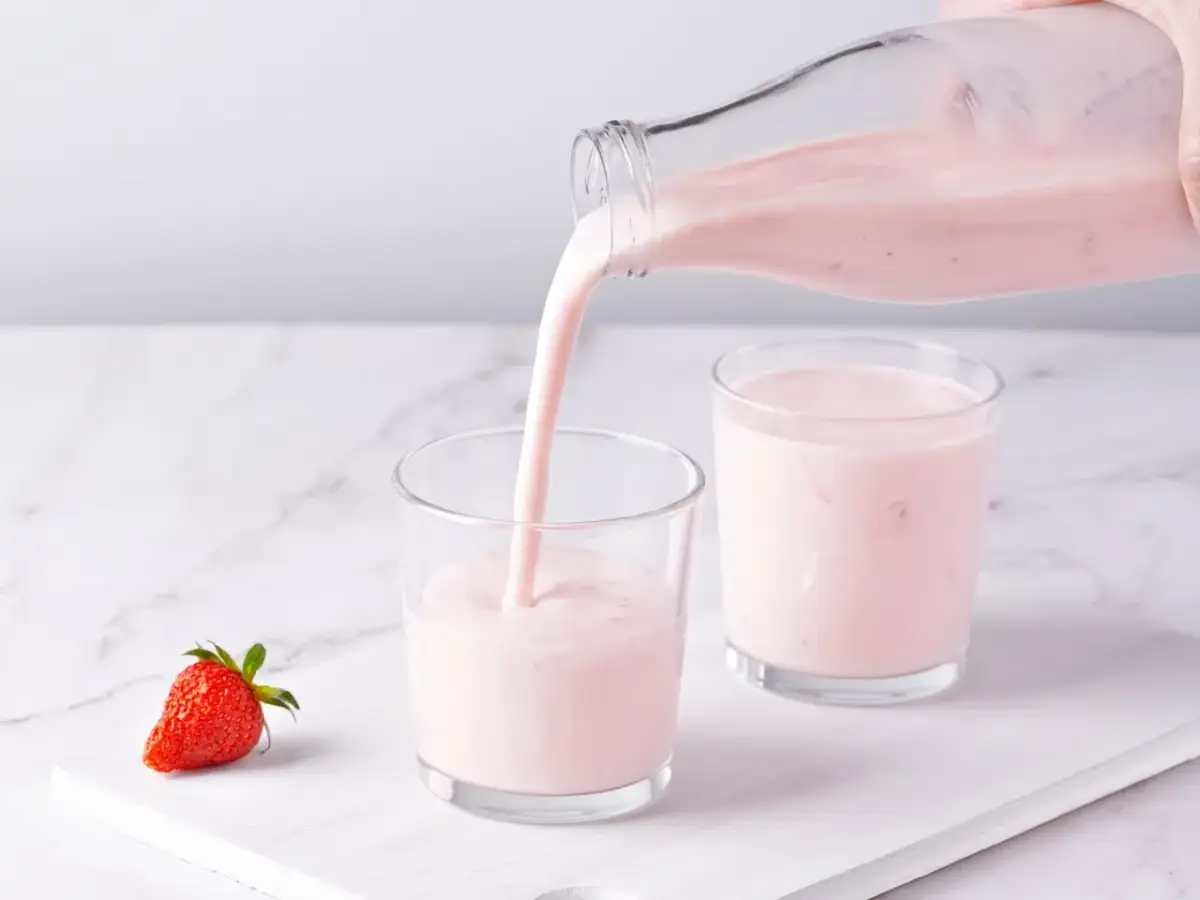 Koktajl z maślanki – prosty przepis na orzeźwiający napój zdrowotny