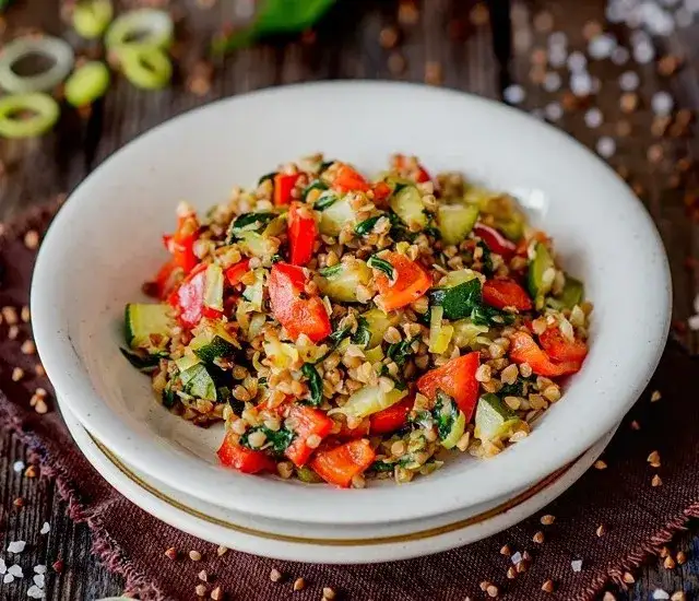 Co ugotować na obiad? 70+ szybkich i tanich pomysłów!