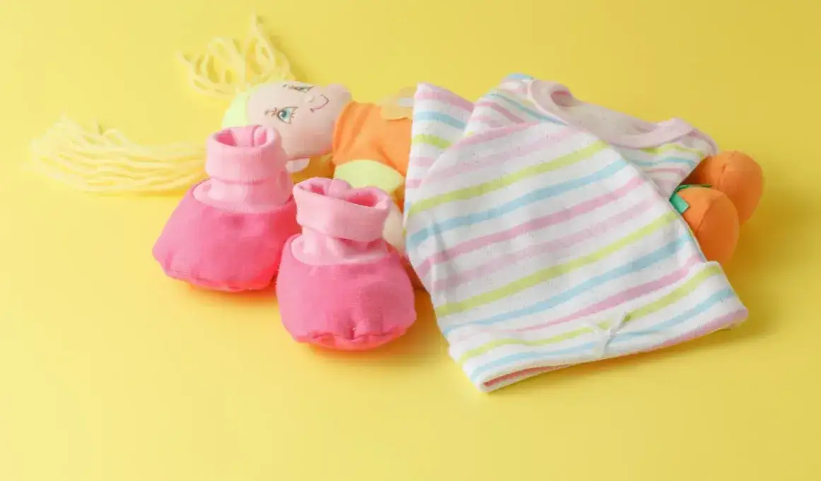 Jak zrobić lalkę ze skarpetki - prosty sposób na wyjątkowy prezent