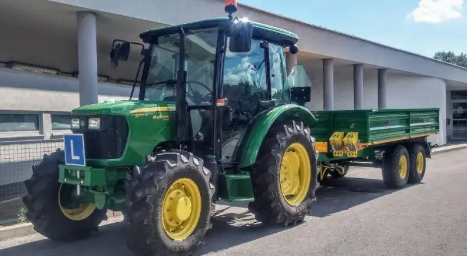 Ile kosztuje prawo jazdy kat T? Wszystkie ukryte wydatki i ceny.