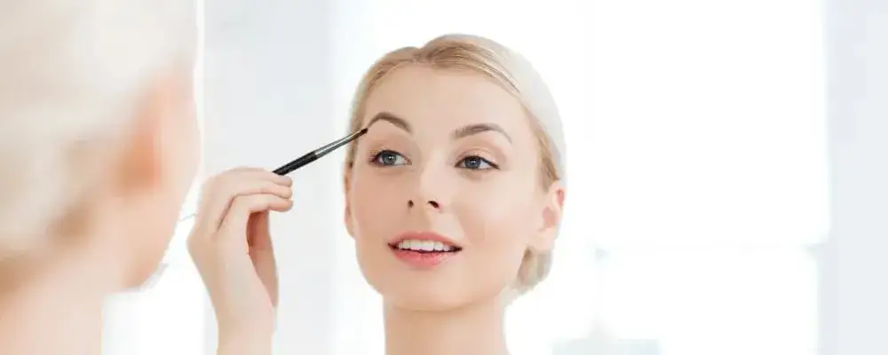 Jak zrobić makijaż krok po kroku, aby uniknąć najczęstszych błędów