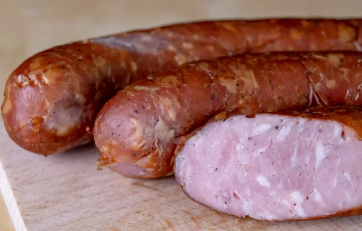 Jak przygotować kiełbasę jaworską - tradycyjny przepis krok po kroku