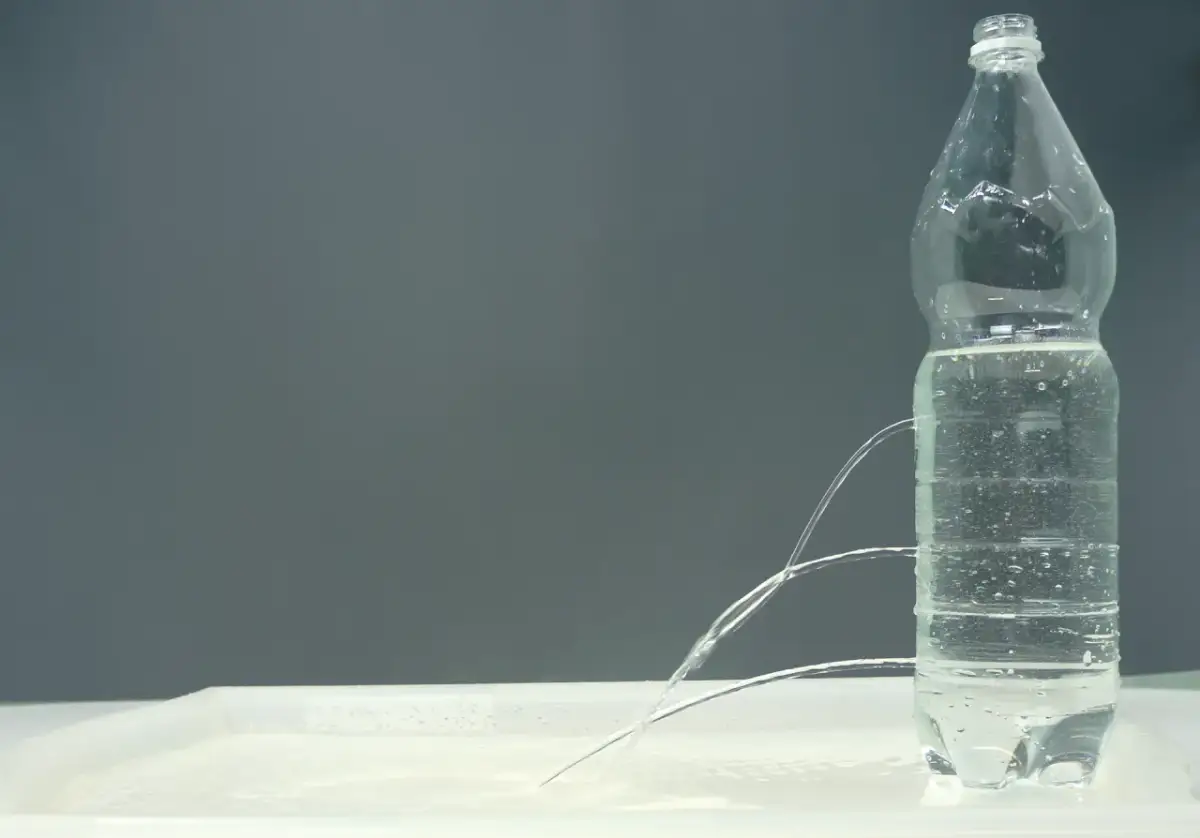 Ciśnienie hydrostatyczne: Wzór, obliczenia i paradoks wody poradnik