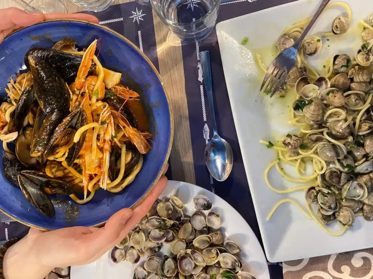 Gdzie zjeść w Mediolanie? Odkryj najlepsze lokale i smaki