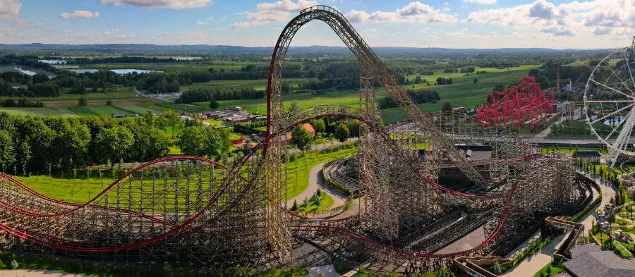 Energylandia: jeden czy dwa dni? Jak zaplanować idealną wizytę