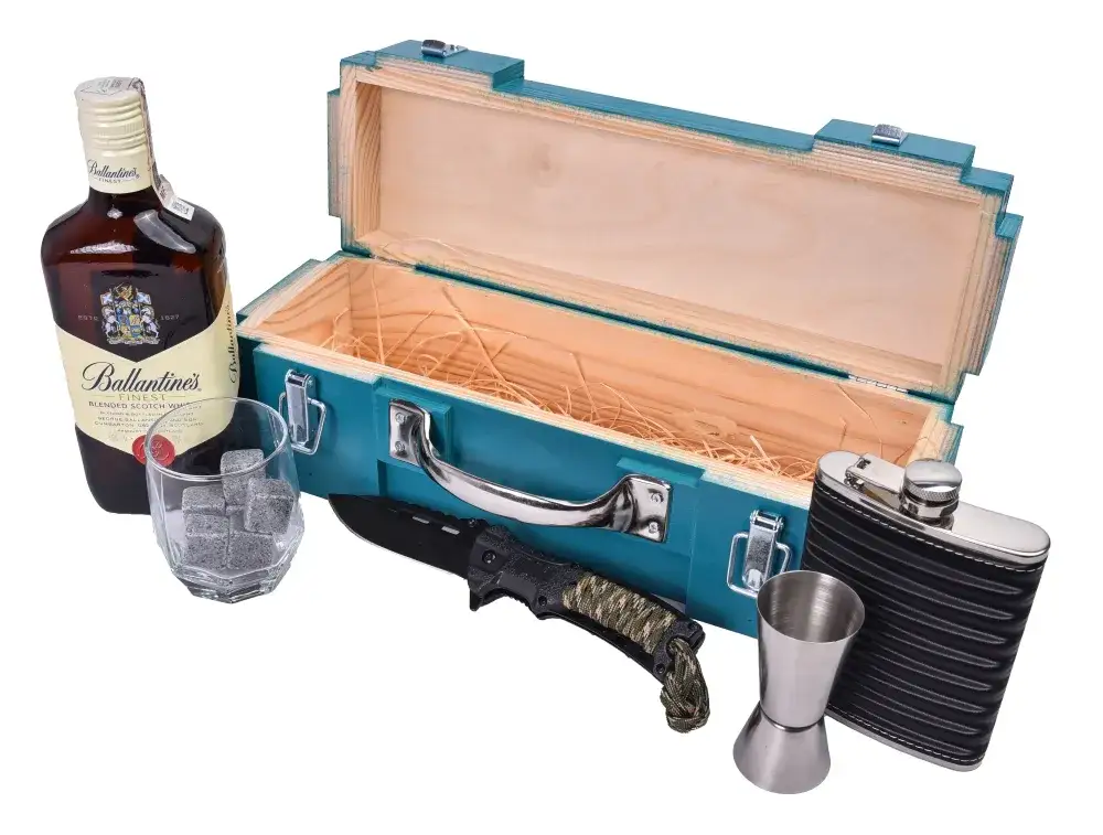 Prezent na kawalerski: 50+ pomysłów, które rozbawią i wzruszą!