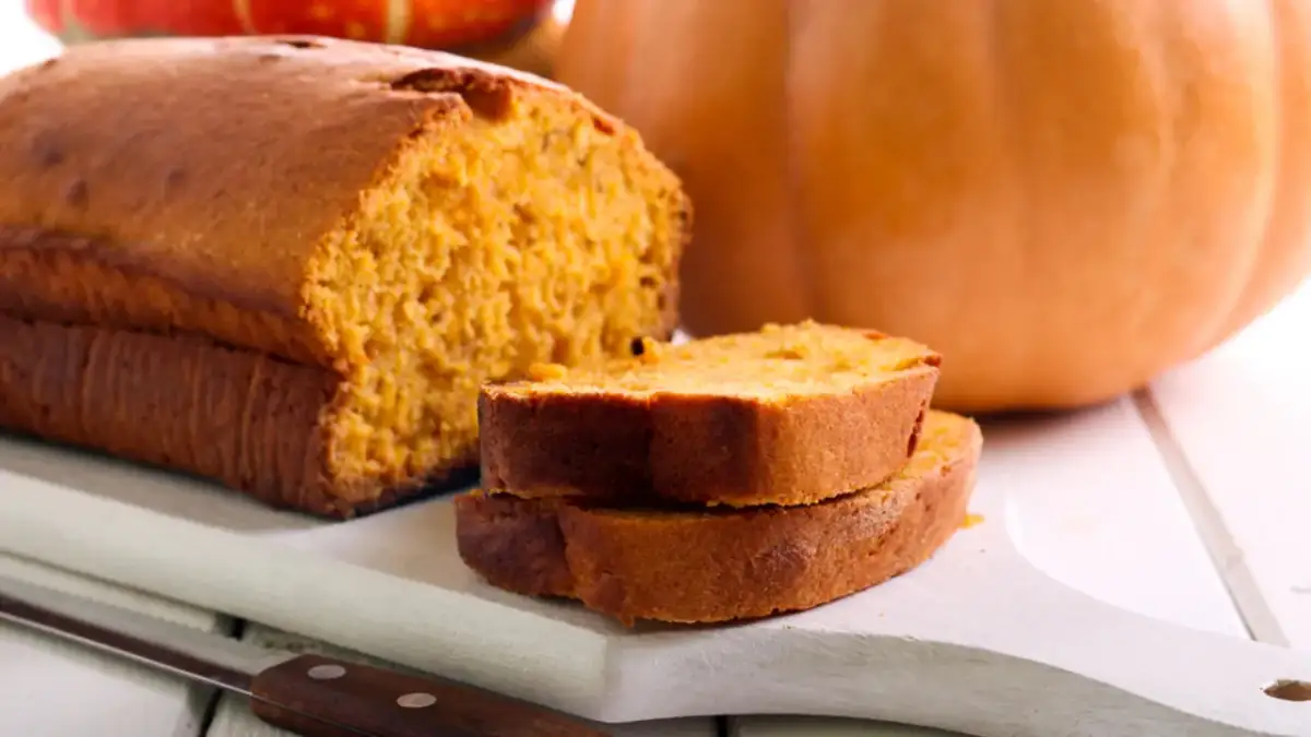 Pyszny przepis na ciasto z dynią, które zachwyci każde podniebienie