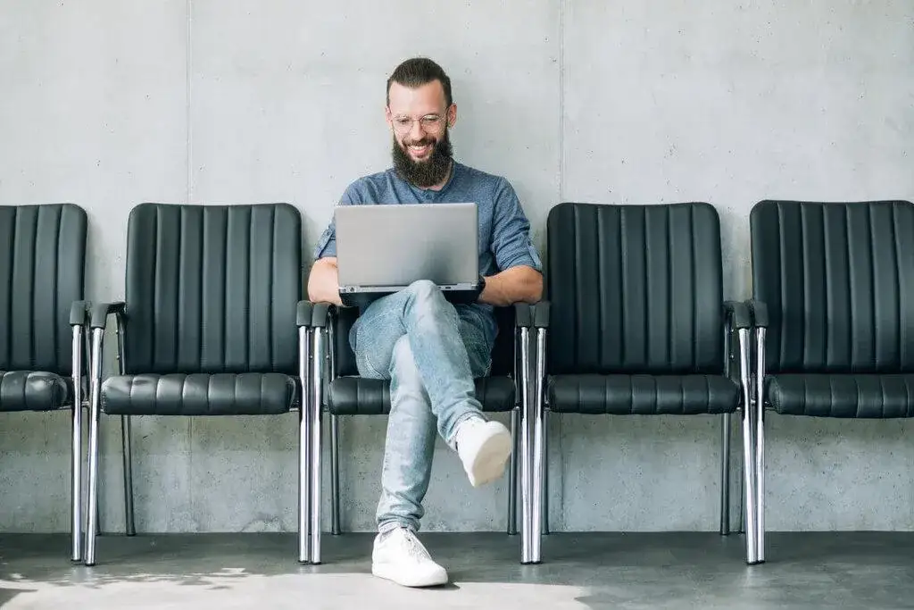 Czy Feniko sprawdza BIK? Odkryj, co to oznacza dla kredytów