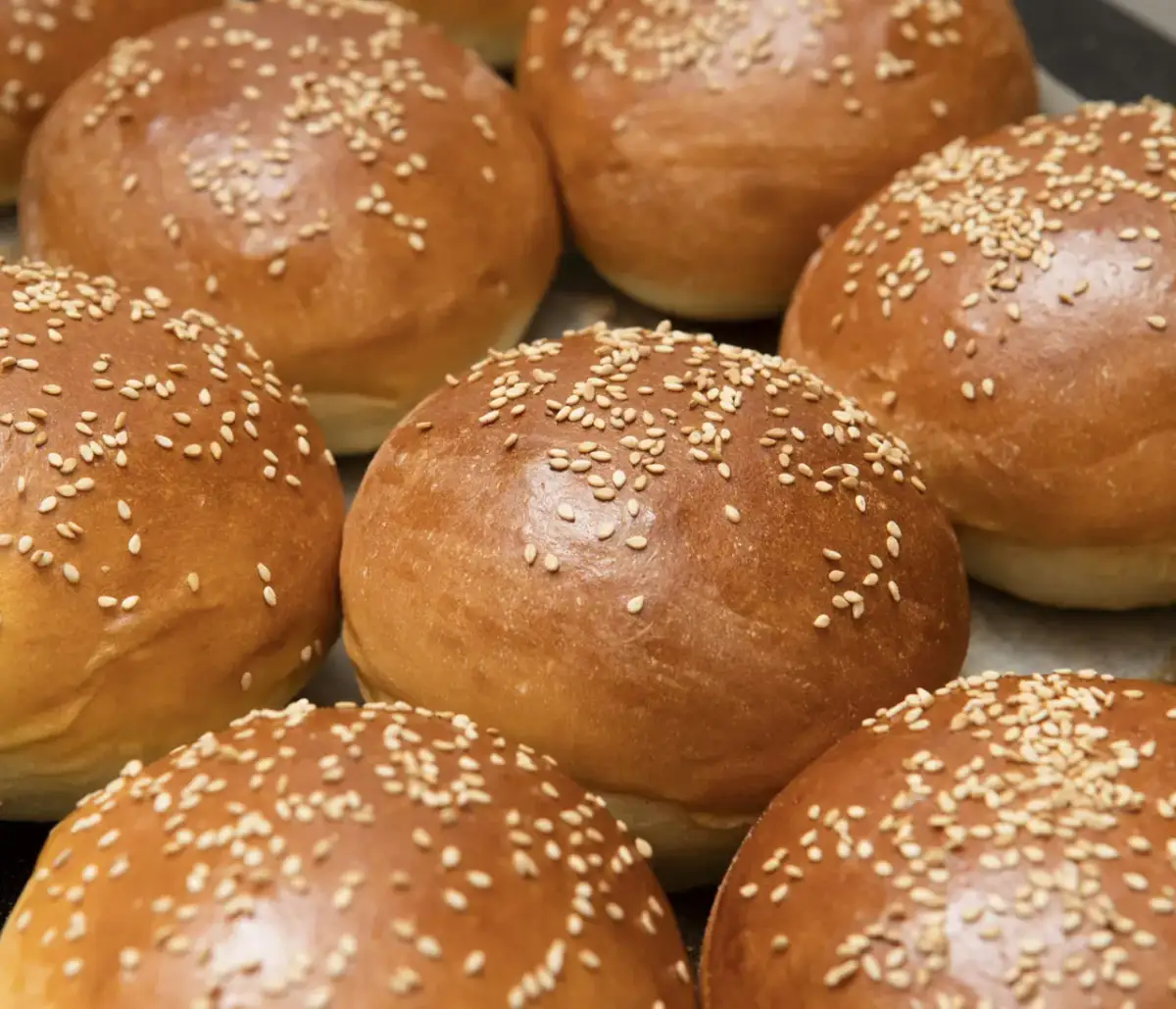 Burger Buns Fatti in Casa: La Ricetta Perfetta e i Segreti