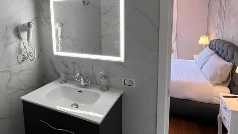 B&B Caffè Retro Cisterna di Latina - Komfortowe noclegi w sercu miasta