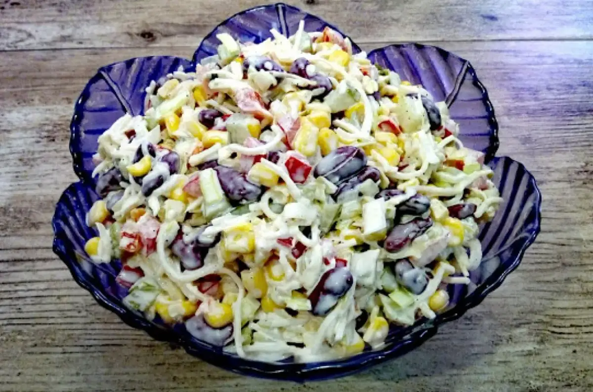 Jak zrobić sałatkę z selera ze słoika, która zachwyci smakiem