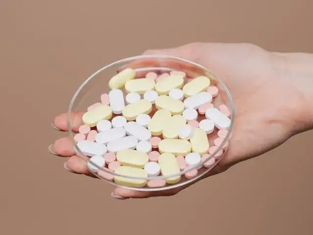 Czy leki na cholesterol można odstawić? Ryzyko i co warto wiedzieć