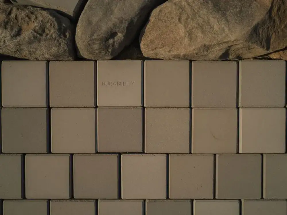 Jak obliczyć metry kostki brukowej i uniknąć kosztownych błędów