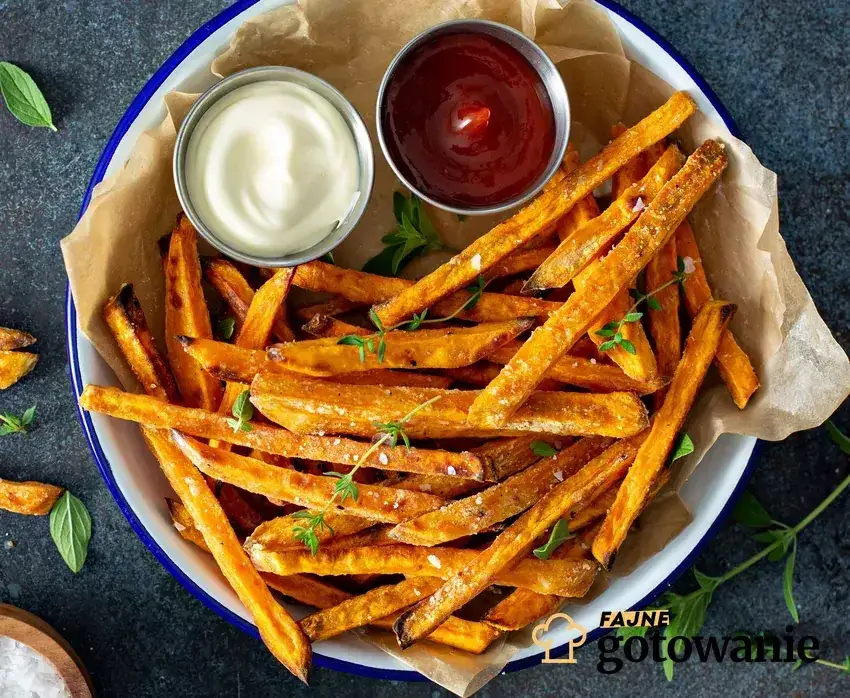 Chrupiące frytki z batatów: przepis na perfekcję!