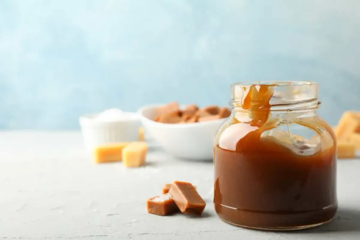 Scukrzony kajmak z puszki? Jak przywrócić mu gładkość!