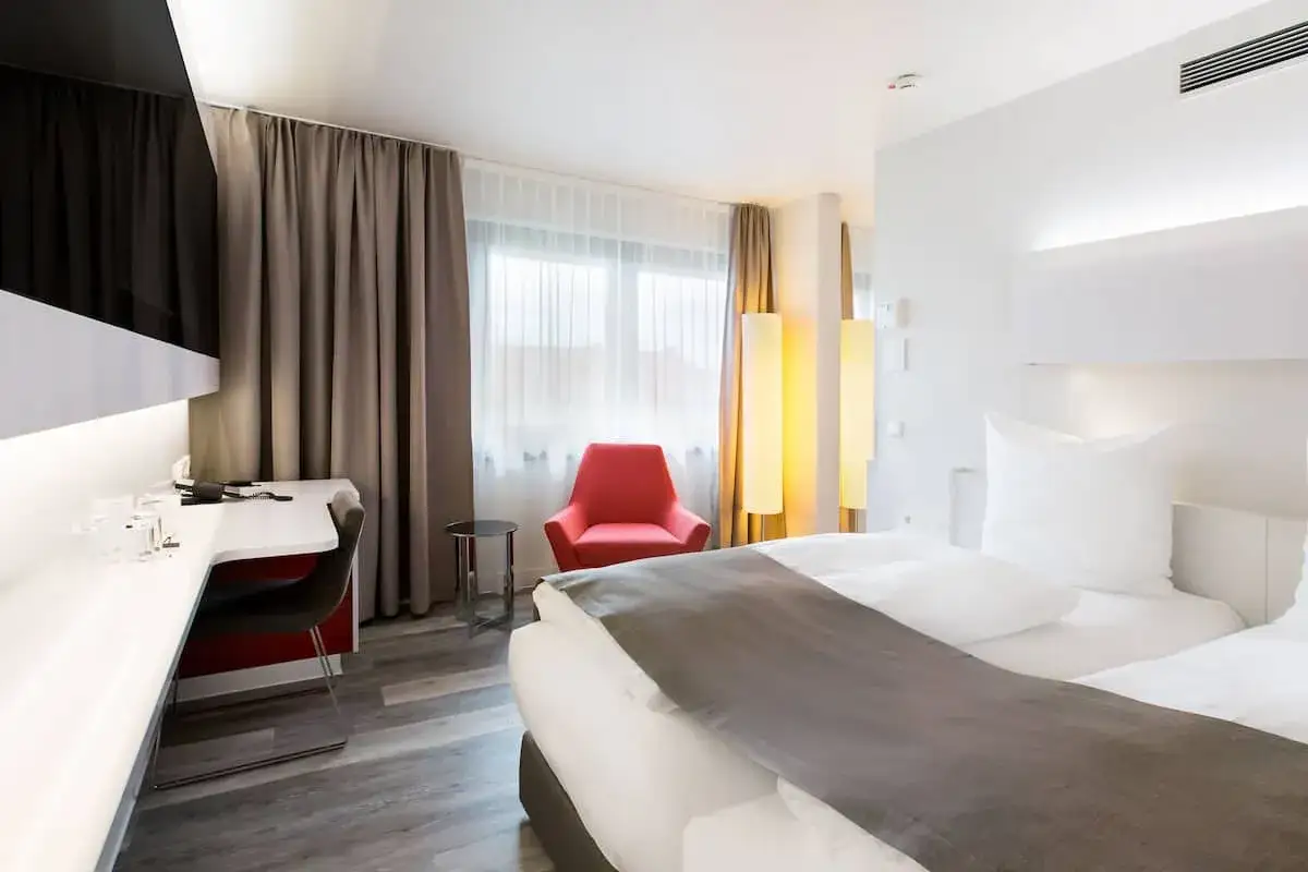 DORMERO Hotel Hannover: Lage, Komfort & kostenlose Inklusivleistungen