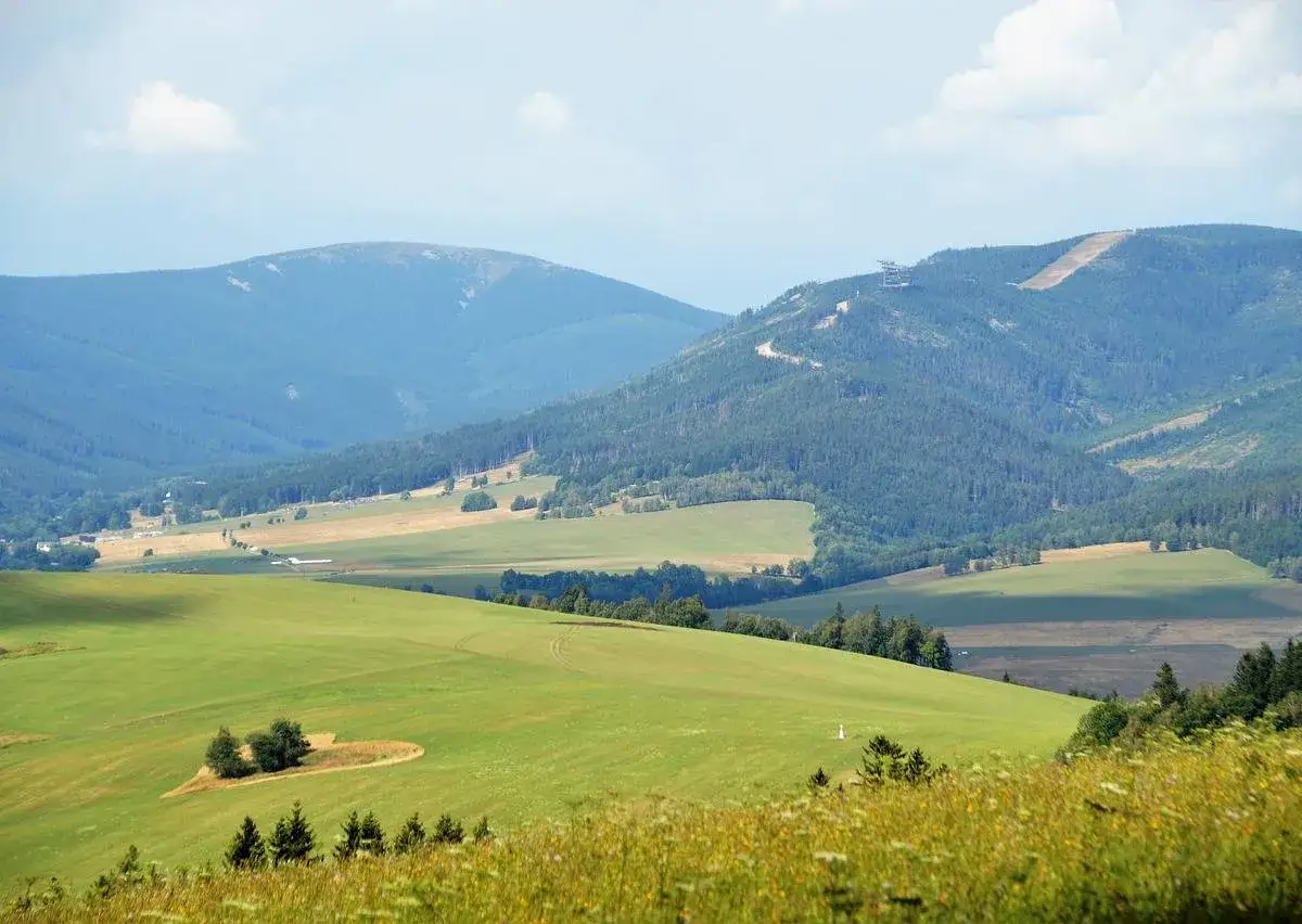Zieleniec jakie góry – odkryj tajemnice Gór Orlickich i Bystrzyckich