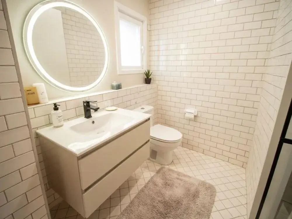 Remont łazienki: Ile kosztuje? Kosztorys, porady, uniknij pułapek