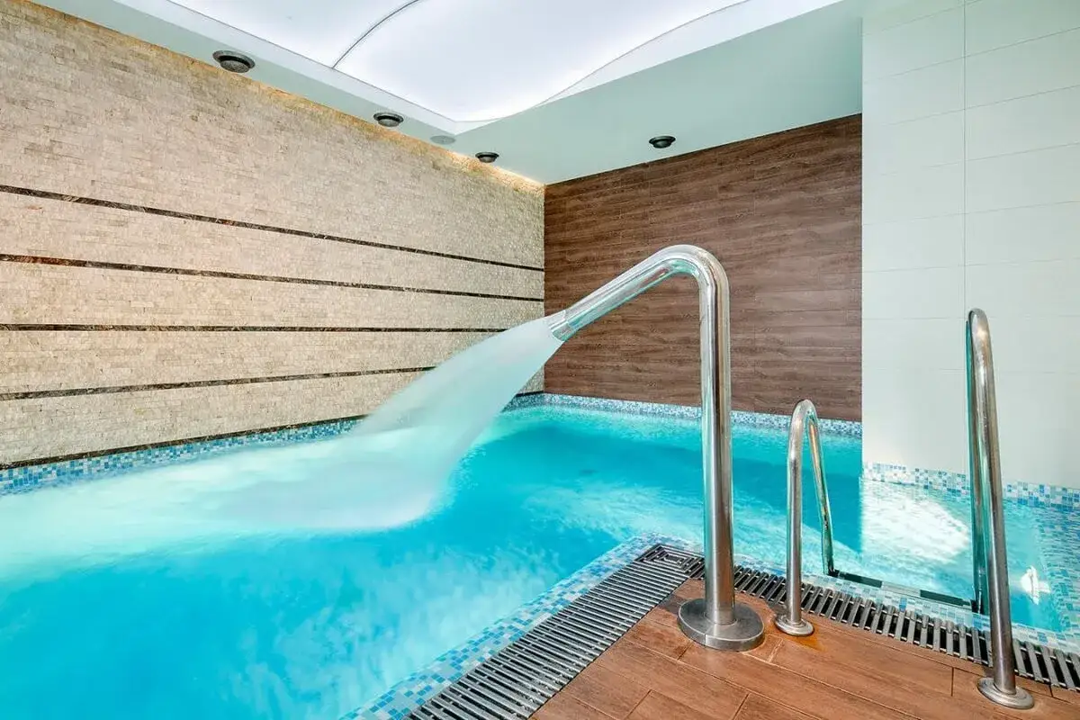 Gdynia dla par: Idealne atrakcje na romantyczny wypad we dwoje