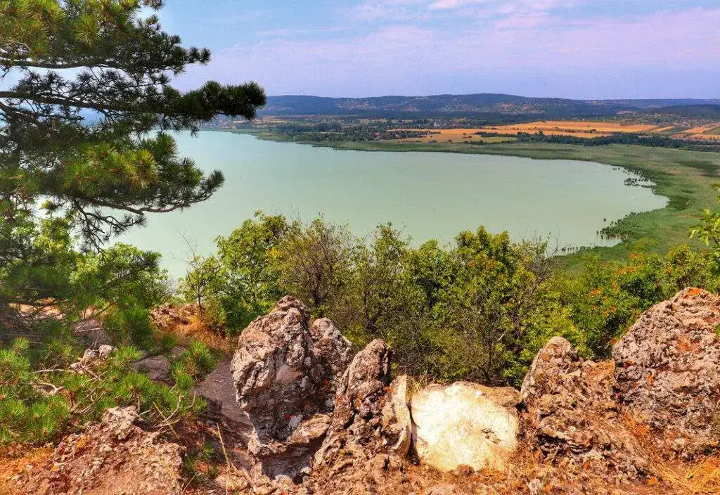 Tihany atrakcje, które zaskoczą każdego turystę i sprawią radość