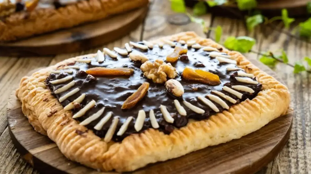 Prosty przepis na ciasto na mazurka, które zachwyci Twoich gości