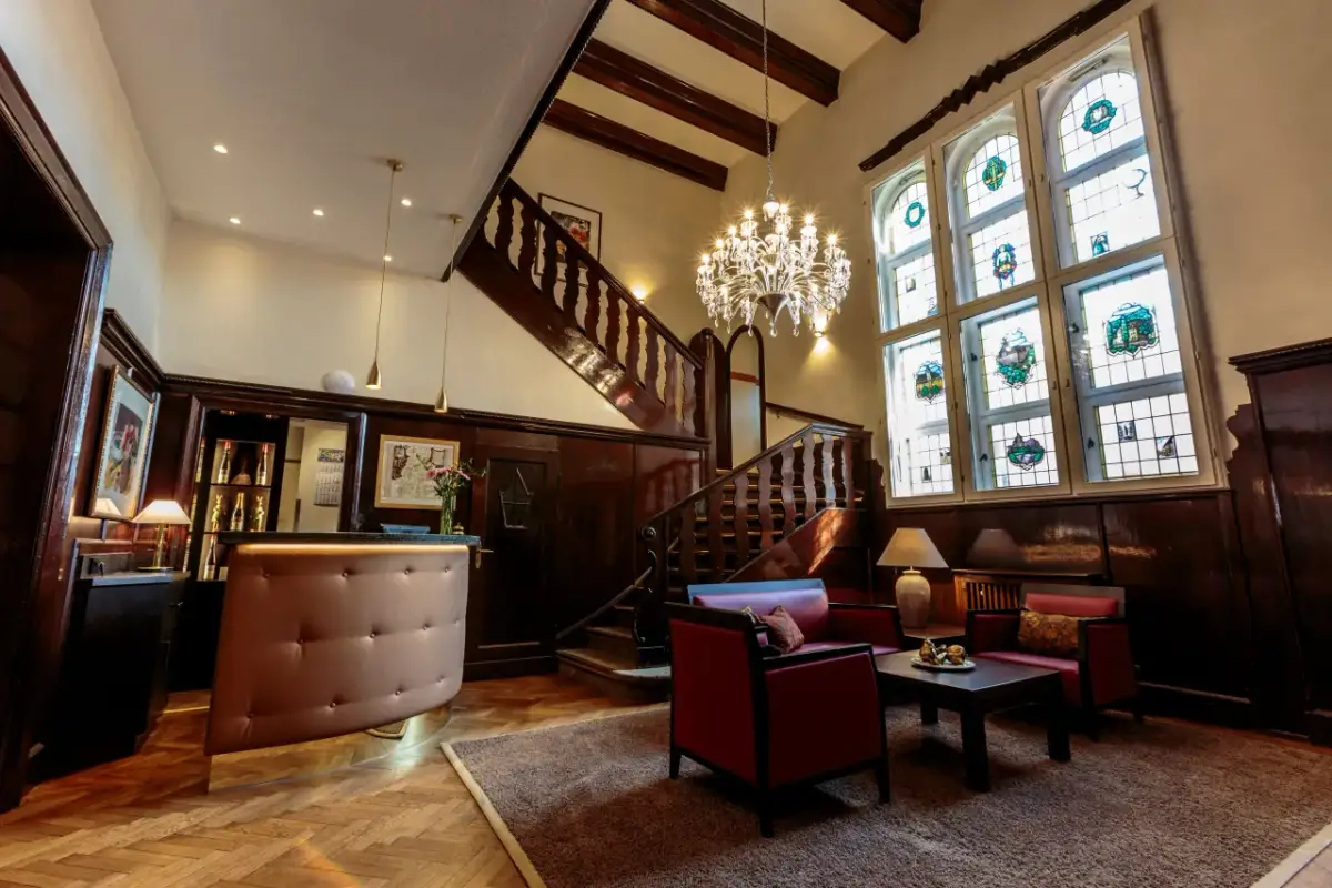 Parkhotel Güldene Berge: 4-Sterne-Charme & Saale-Unstrut-Erlebnisse