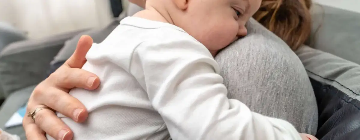 Jak odbijać dziecko w nocy - skuteczne techniki i porady dla rodziców