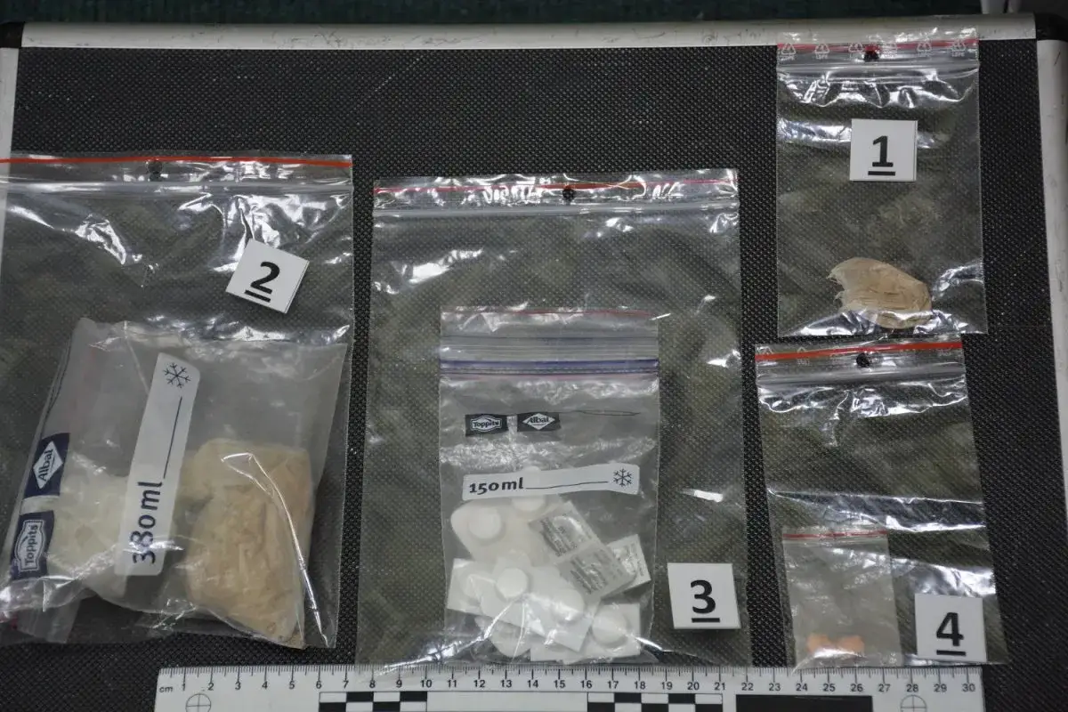 Tabletki z amfetaminą: Prawda o zagrożeniach i gdzie szukać pomocy