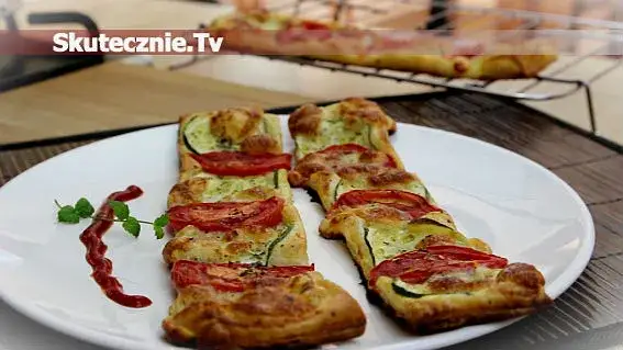 Zapiekanka z ciasta francuskiego: Przepisy, triki i idealny spód!