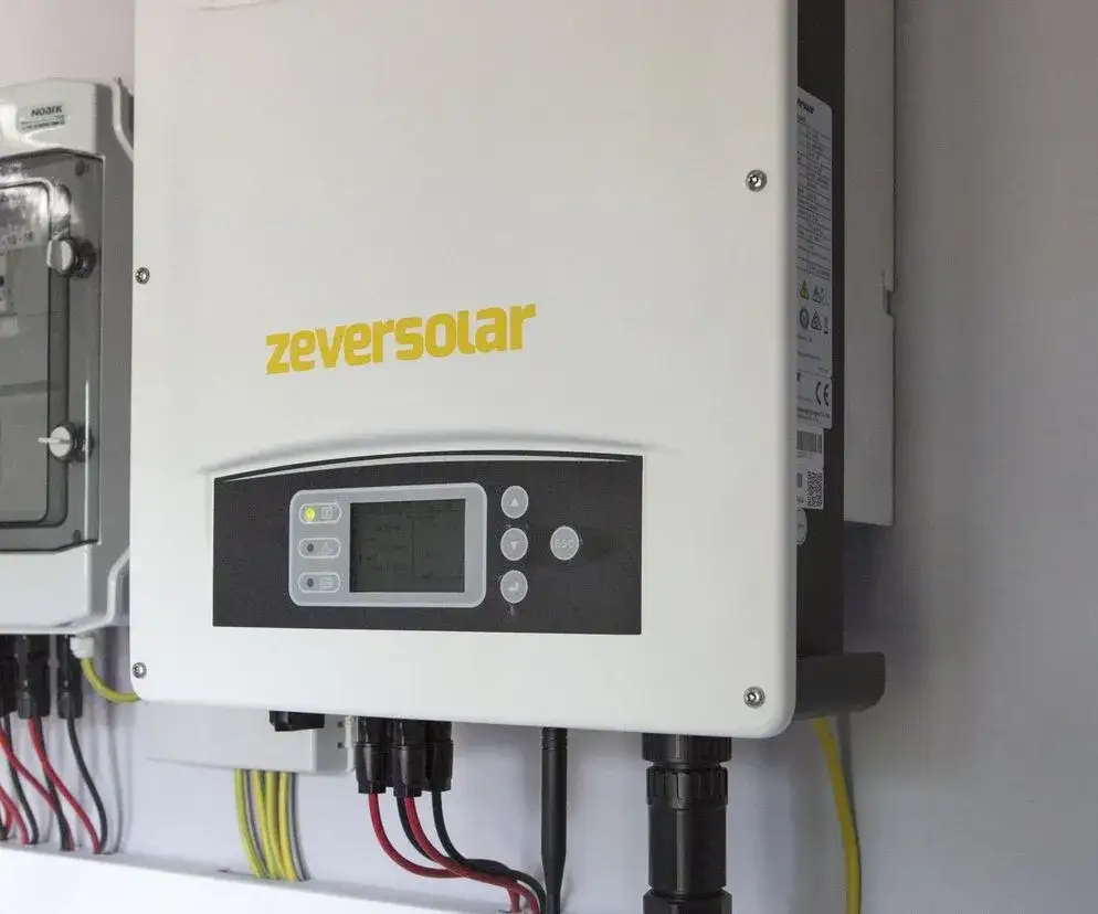 Falownik do fotowoltaiki: Wybierz idealny! Poradnik eksperta