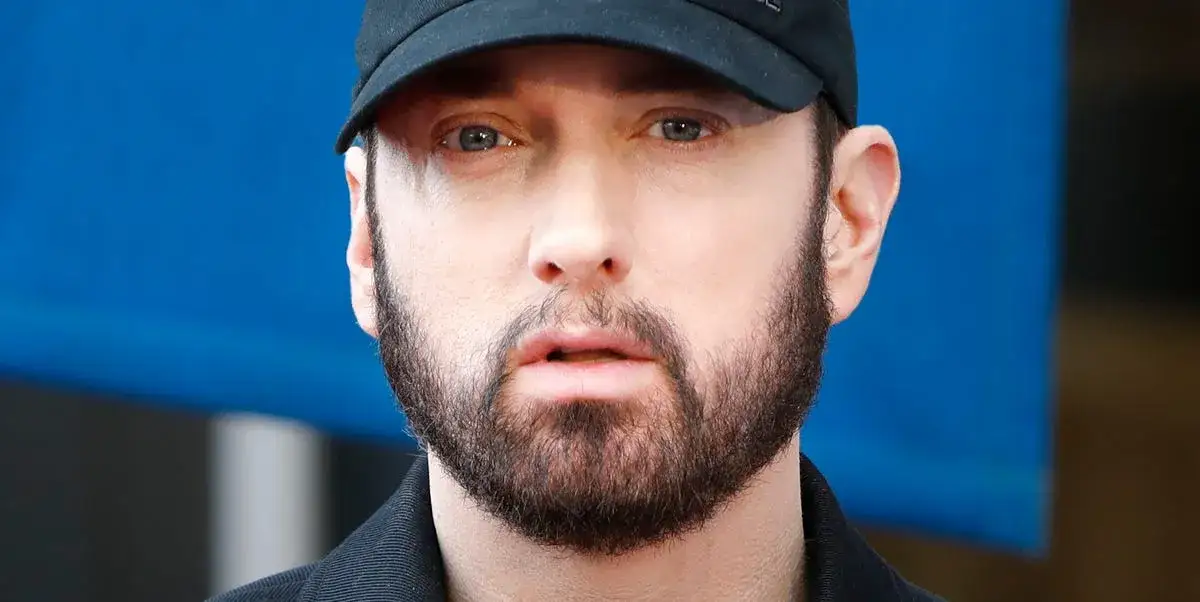 W którym roku urodził się Eminem? Odkryj jego niesamowitą historię
