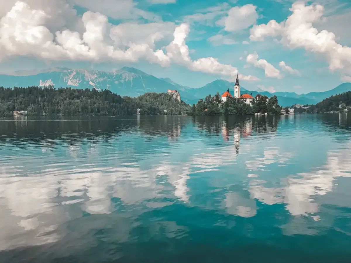 Słowenia: Najpiękniejsze miejsca. Przewodnik po zielonym sercu Europy