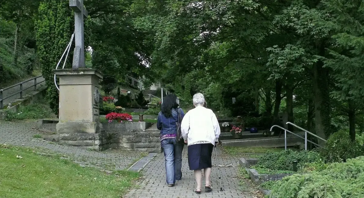 W jakich krajach obchodzi się Wszystkich Świętych i jakie mają tradycje?