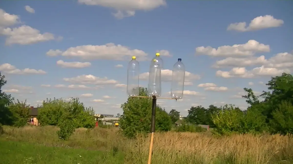 Jak zrobić wiatrak z butelki - proste instrukcje krok po kroku