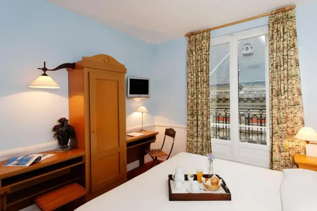 Dzielnice Paryża gdzie nocleg: bezpieczne miejsca w atrakcyjnych cenach