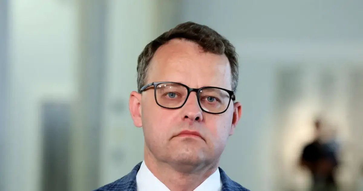 Czy Marcin Romanowski ma żonę? Odkryj prawdę o jego stanie cywilnym