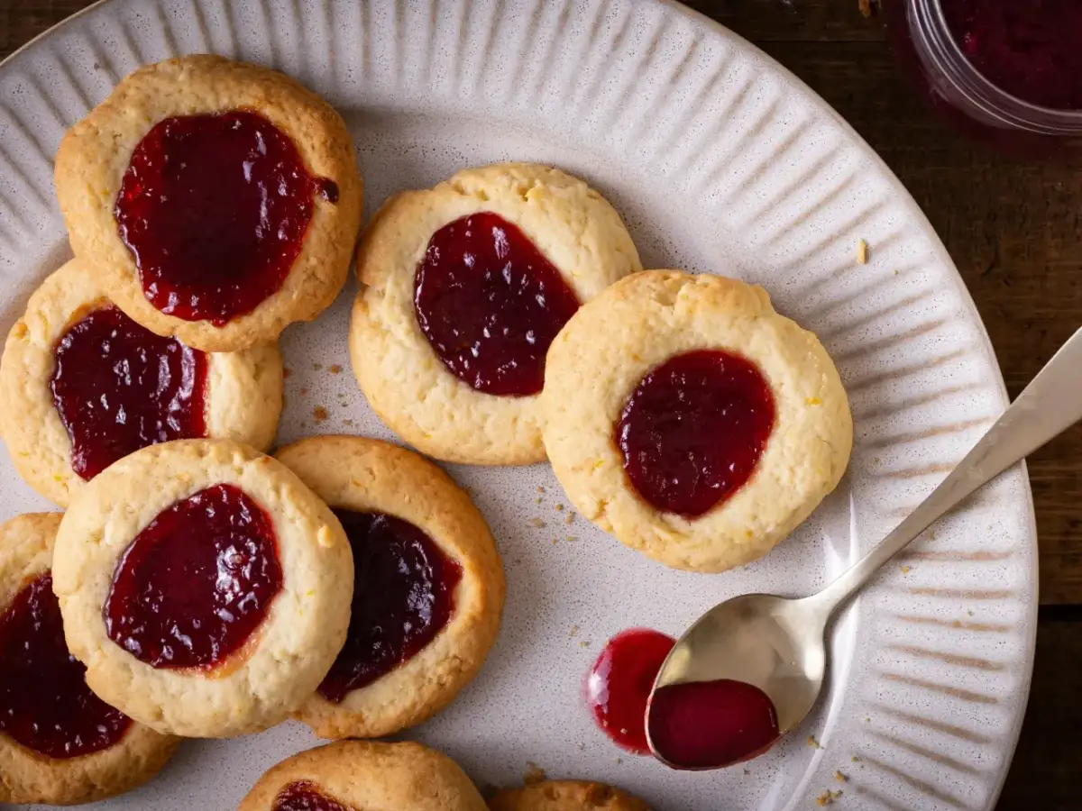 Jak zrobić ciasto na ciastka - proste przepisy na pyszne wypieki