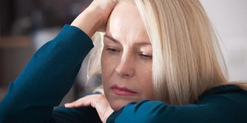 Psychosomatyczne objawy stresu: jak je rozpoznać i leczyć