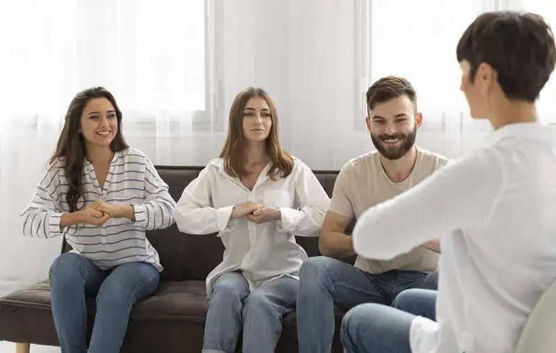 Różnice między niesłyszącymi a niedosłyszącymi – co warto wiedzieć