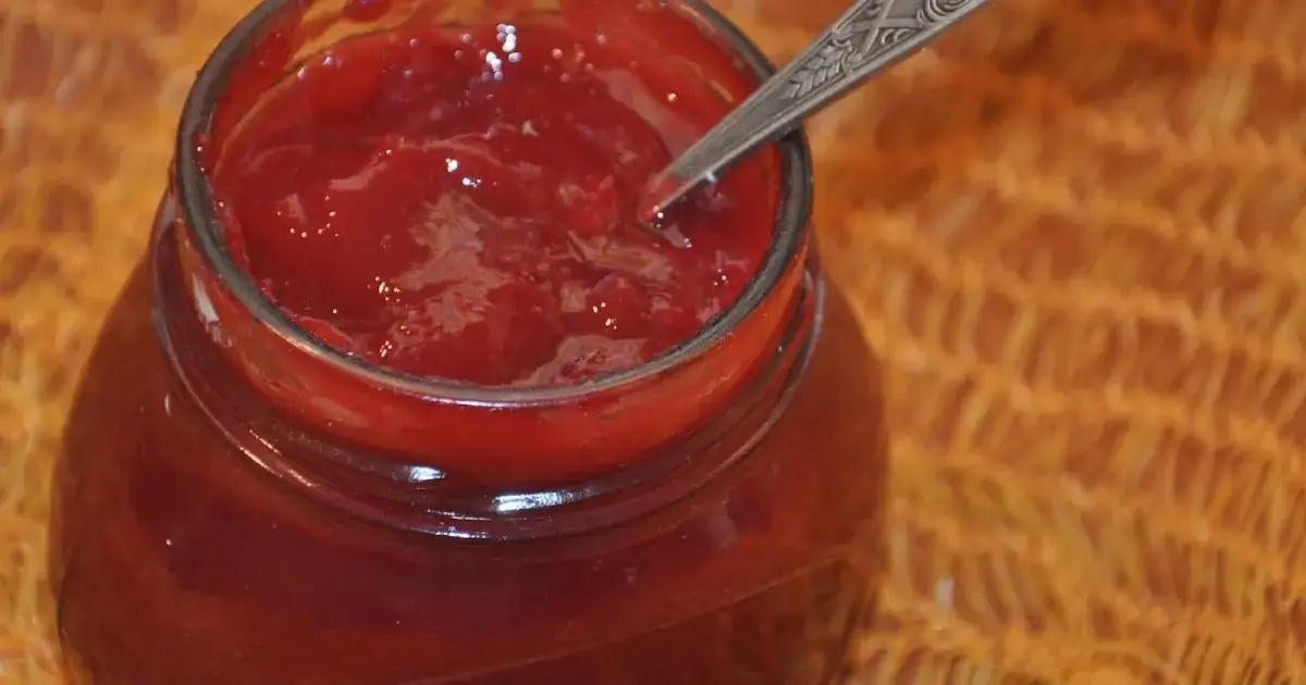 Jak zrobić dżem malinowy bez pestek – proste metody i porady