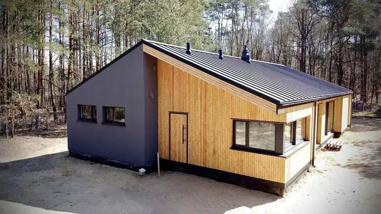 Jak wykonać płytę fundamentową pod dom szkieletowy bez błędów