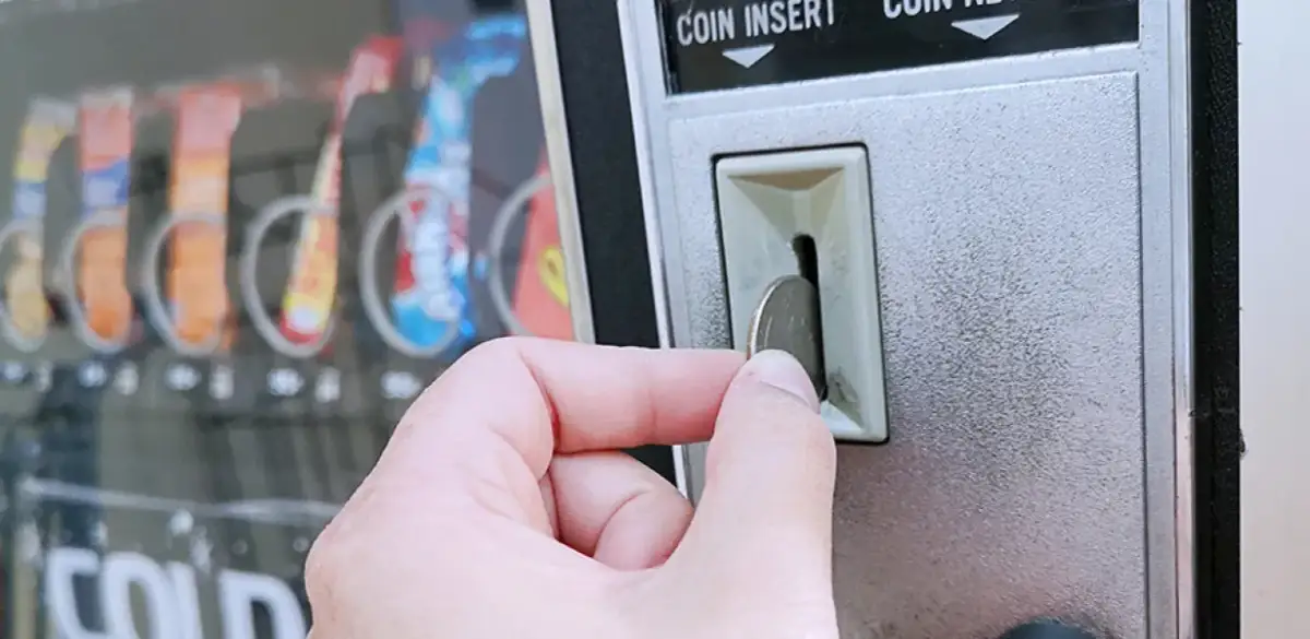 Ile kosztuje wynajem automatu vendingowego? Poznaj ukryte koszty