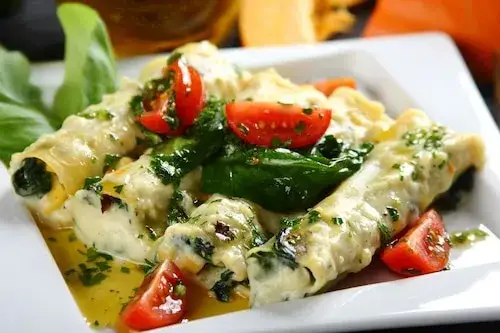 Co z twarogu na obiad? Ponad 20 pomysłów i przepisów!