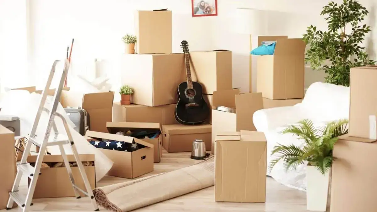 Czy można wyrzucić lokatora z mieszkania bez umowy? Poznaj prawdę