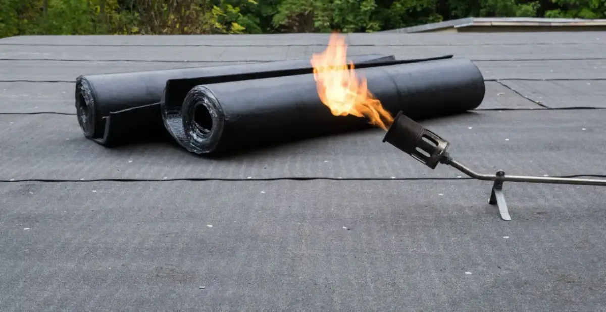 Co na płaski dach? Najlepsze materiały, które zaoszczędzą Twój czas