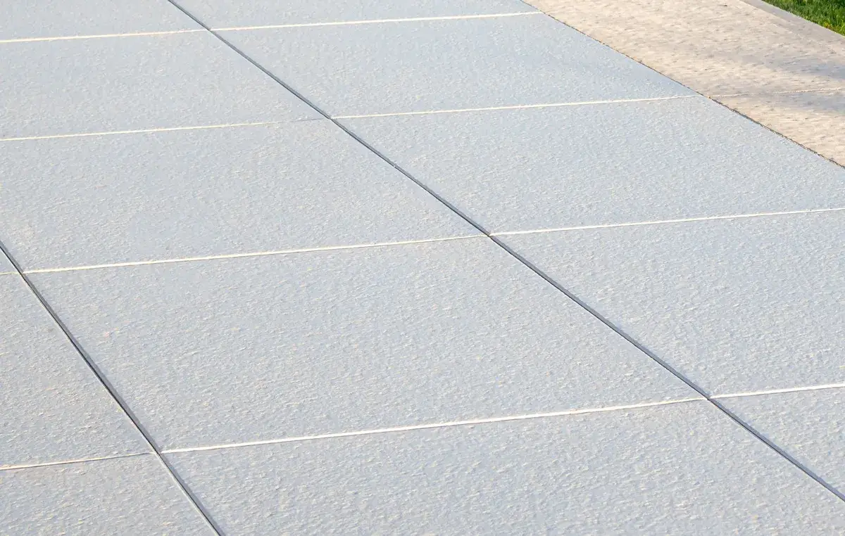 Taras z granitu samodzielnie? Kompletny poradnik + uniknij błędów.