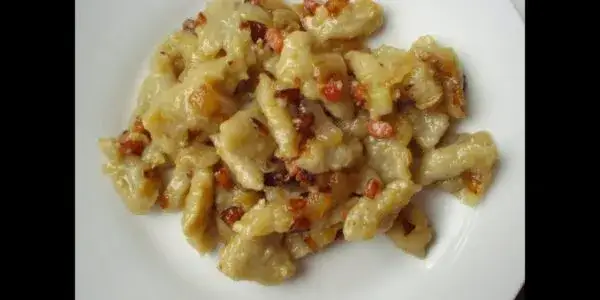 Tradycyjne potrawy regionalne Małopolski – historia, przepisy i najlepsze miejsca