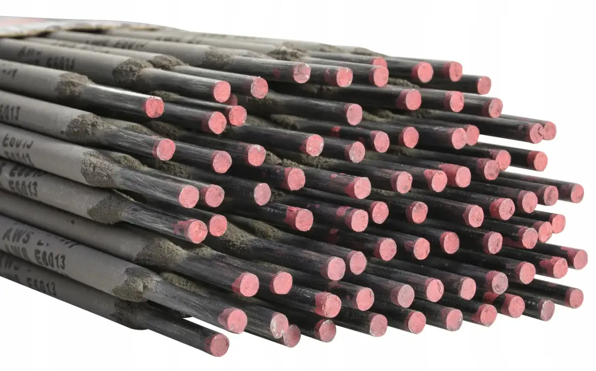 Jaki prąd do elektrody 2 5? Uniknij błędów przy spawaniu!